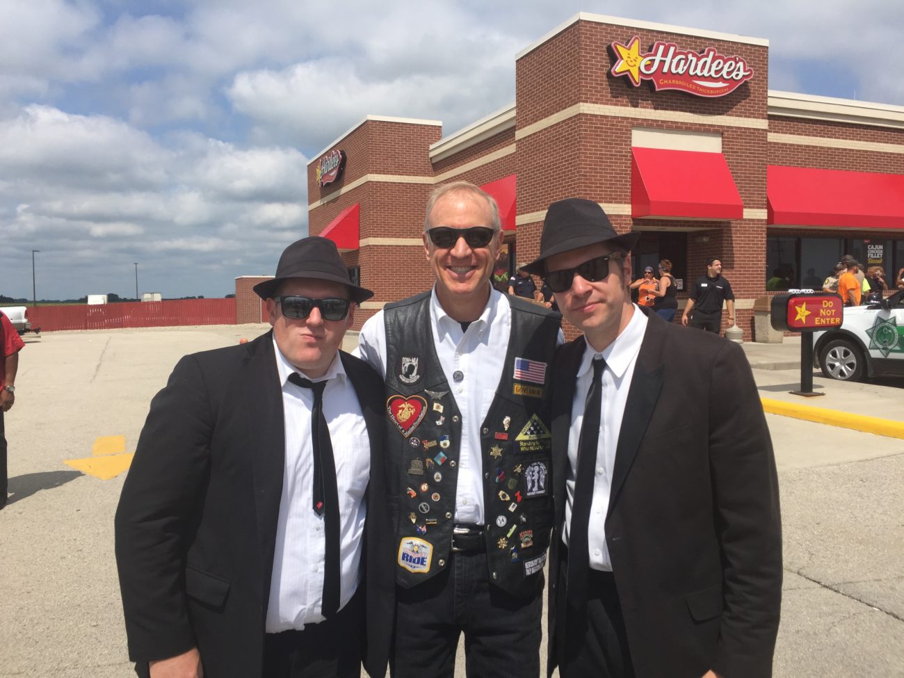 Arne's Antics Bluesmobile with IL Governor Bruce Rauner- 10th Annual Illinois State Police Heritage Foundation Fun Run 2017